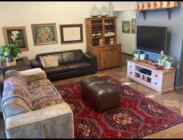 7 BEDROOM FREEHOLD FOR SALE IN CASHAN